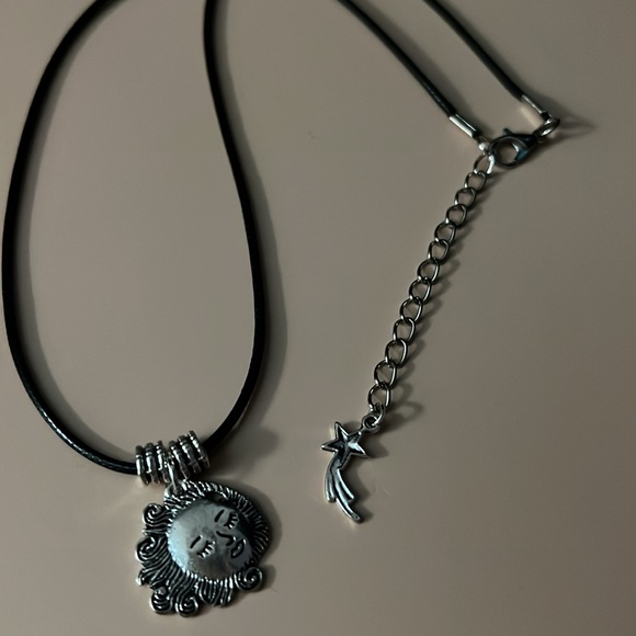 NWT Windblown Pendant Necklace - Picture 7 of 9